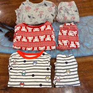 Gap 3T toddlers PJs all three sets